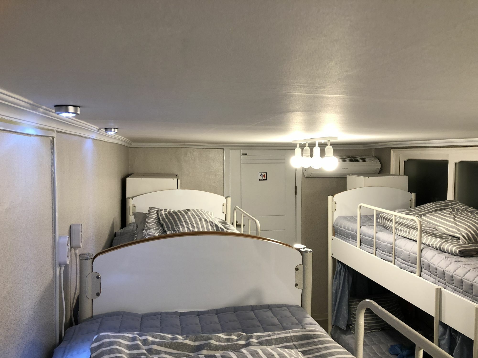 Jun Guesthouse Сеул Екстериор снимка