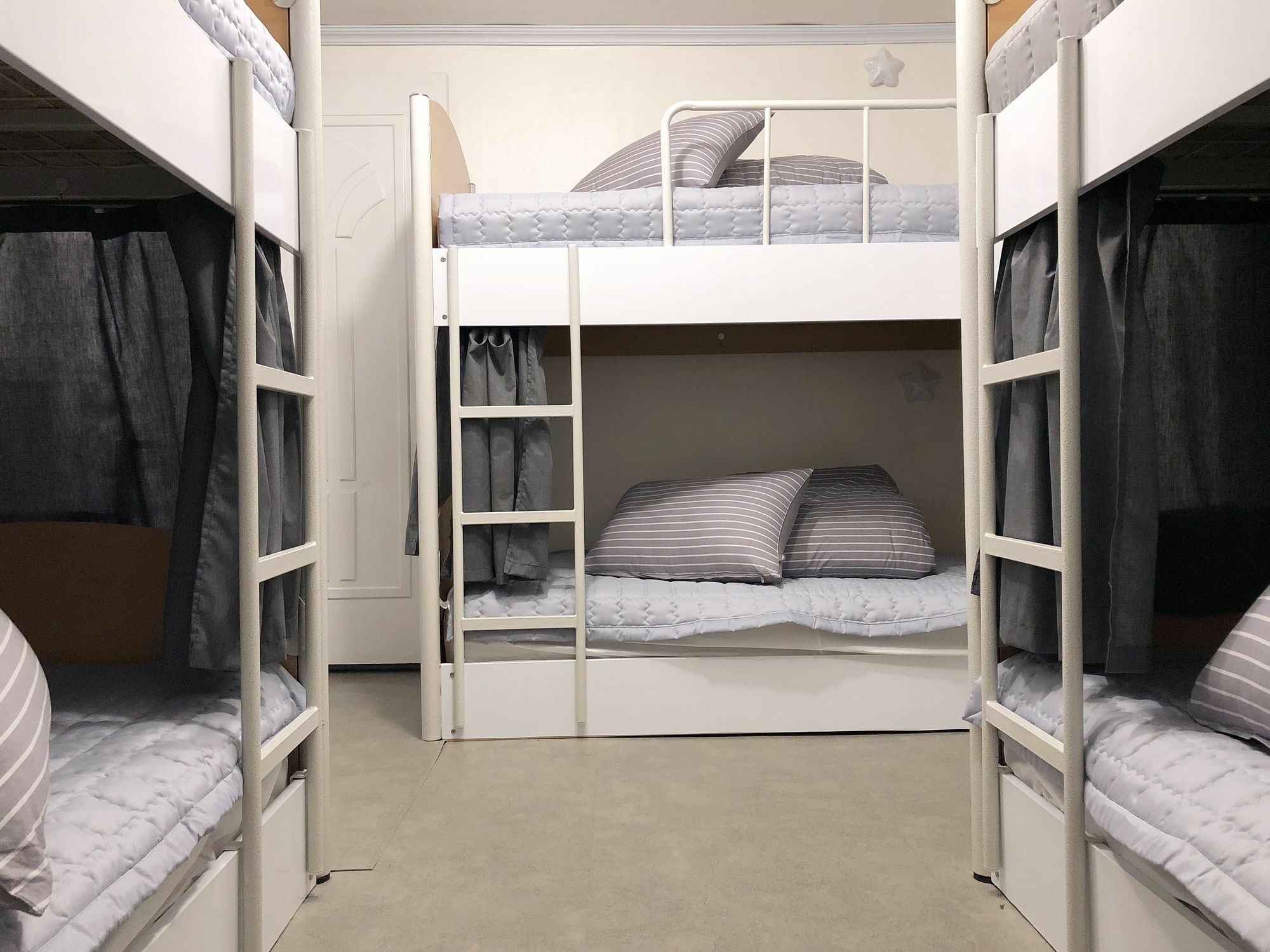 Jun Guesthouse Сеул Екстериор снимка
